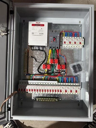 End-User Power Distribution Box